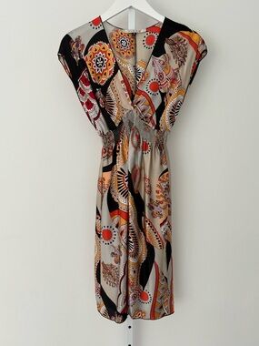 SINGLE DRESS BLACK MULTI DRESS SIZE MEDIUM NWOTS!